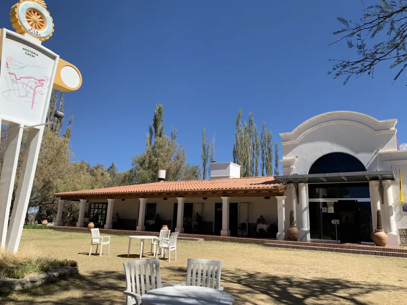 Fachada de Hostería